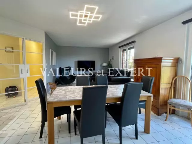 Valeurs et Expert vous présente une magnifique maison à Templemars
