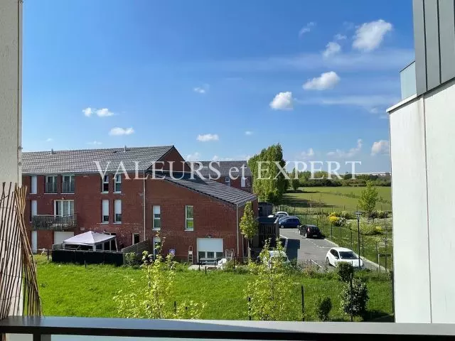 Vue dégagée depuis le balcon de l'appartement à Templemars