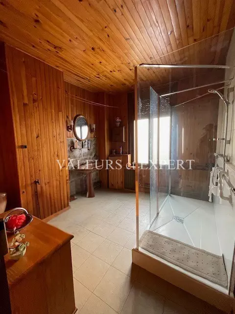 Salle d'eau de la maison à vendre Lille Sebastopol