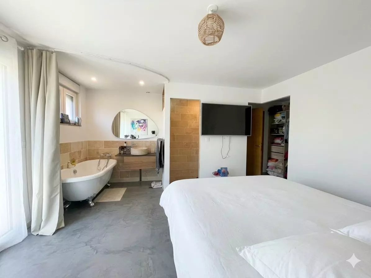 CHAMBRE PARENTALE